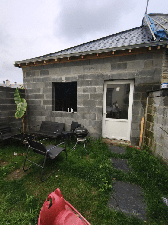 Application d'un mortier et d'un enduit