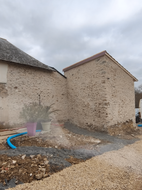 Restauration des enduits à la chaux naturelle et aux sables