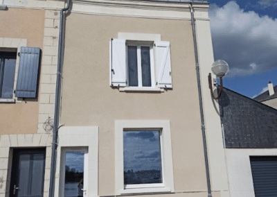 Restauration d&rsquo;une façade en pierres de Tuffeau
