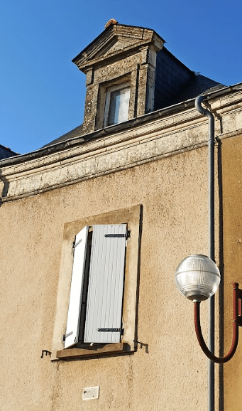 Restauration d'une façade en pierres de Tuffeau