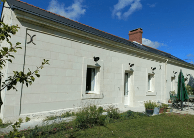Restauration d&rsquo;une façade en pierres de tuffeaux et des enduits à Les alleuds